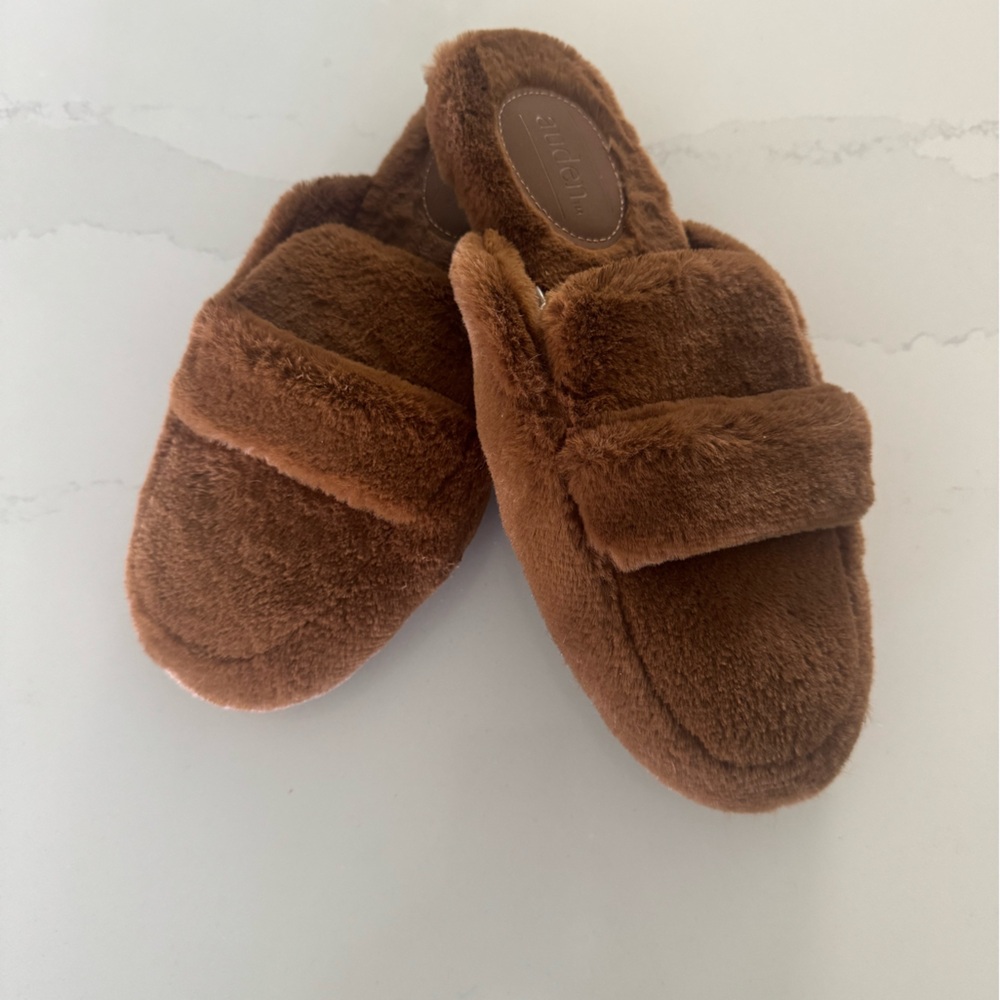 Slippers